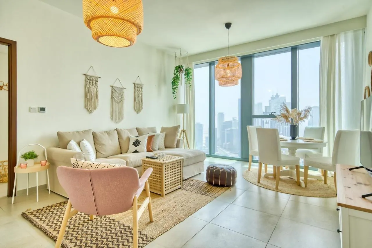 Boho-Chic Cosy 1Br, Minutes To Burj Khalifa Apartment Dubai
